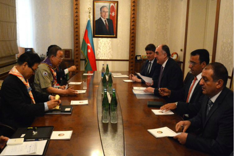 Elmar Məmmədyarov BMT-nin sabiq baş katibi ilə görüşdü