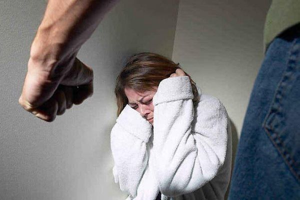 Azərbaycanda məişət zorakılığı ilə bağlı cinayətlər artıb