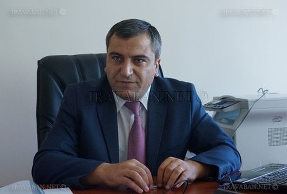 Vəkil Norayr Norikyan: Zabitləri orduda zorla saxlamaq arzusundadırlar