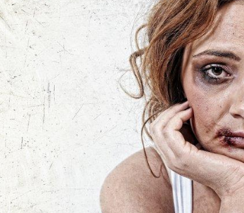 Bakıda gənc qız qoca anasına qarşı elə bir iyrənc hərəkət etdi ki...