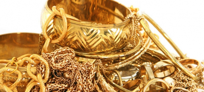 Nazarbayev aeroportunda Azərbaycan vətəndaşından 2 milyon dollarlıq qızıl tutuldu