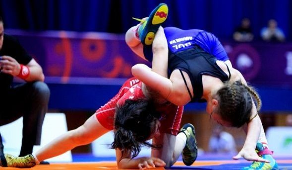 DÇ-2017: Qadın güləşçilərimiz mübarizəyə qoşulur