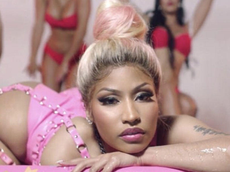 Niki Minajın yeni klipi ələ salındı - VİDEO - FOTO