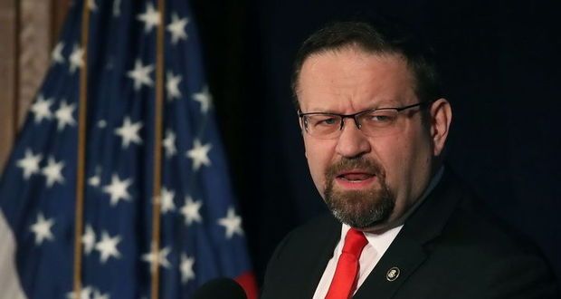 Tramp daha bir müşavirini itirdi