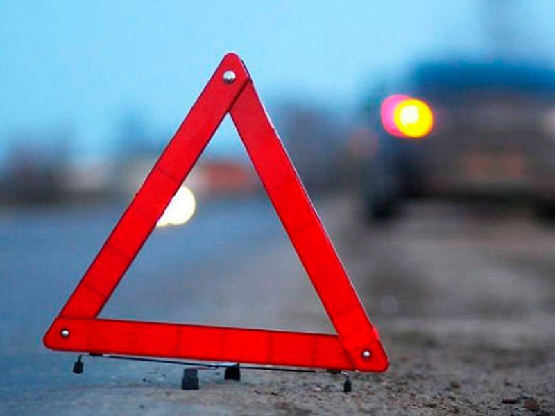 Masallıdan Bakıya gələn qonşuların maşınları Salyanda toqquşdu - FOTO