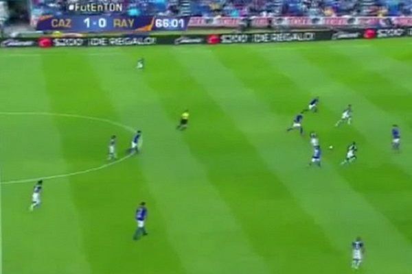 Meksikalı qapıçıdan möhtəşəm qurtarış - VİDEO