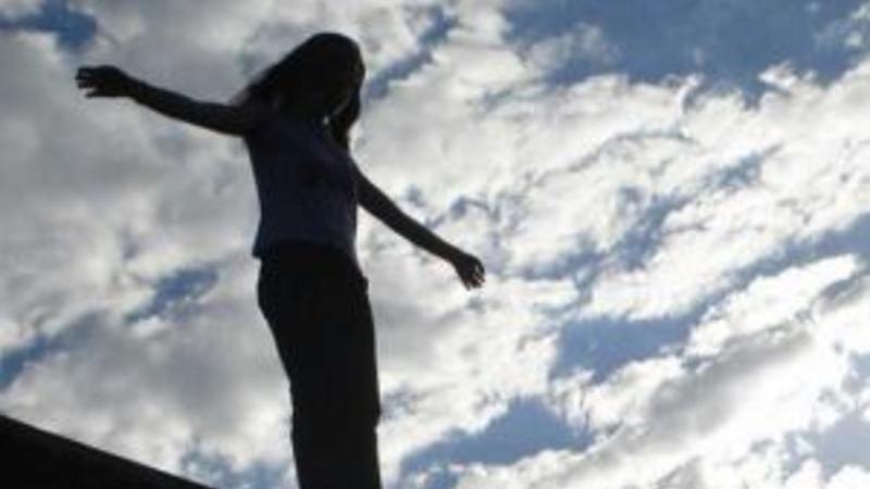 Mingəçevirdə DƏHŞƏTLİ MƏNZƏRƏ: ana 2 övladı ilə birlikdə özünü öldürmək istədi - TƏFƏRRÜAT YENİLƏNDİ