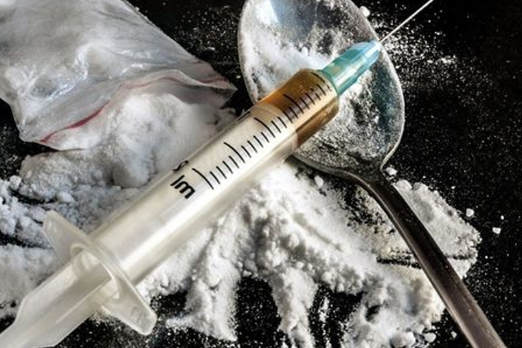 Şəmkirdə narkomanlar xəstəxanaya basqın ediblər