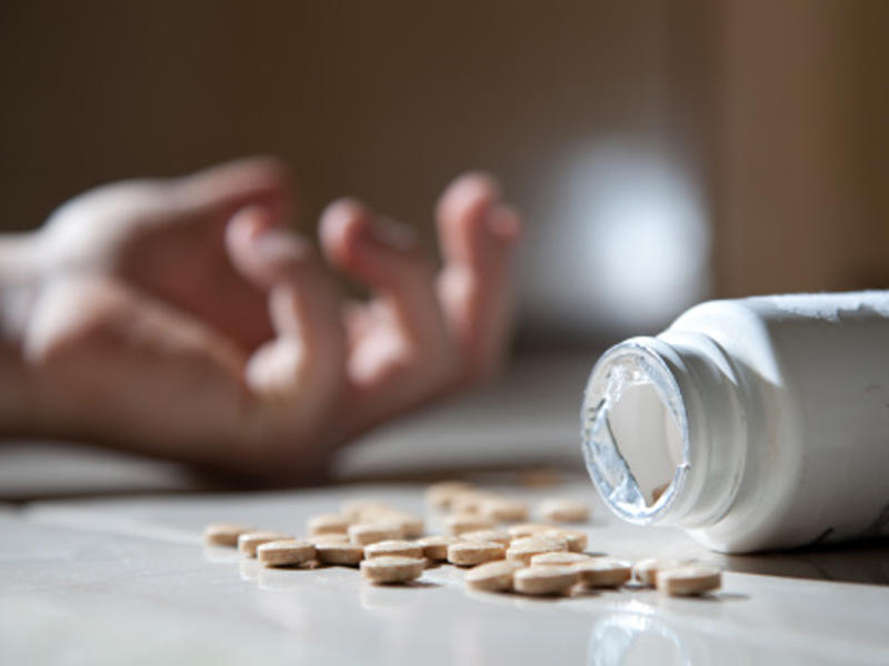 Bakıda ana işdən çıxan qızına 