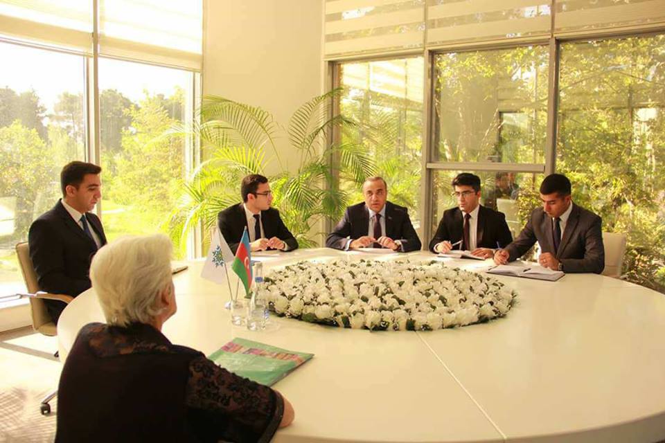 Azay Quliyev Binəqədi rayonunda seçiciləri ilə növbəti görüşünü keçirib