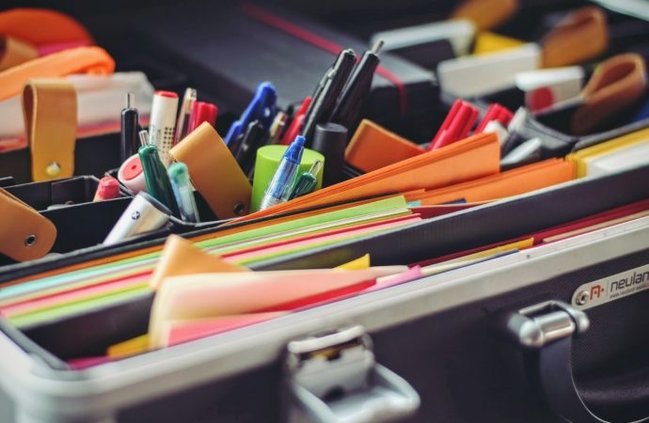 Azərbaycanda dəftərin üzərində BİABIRÇI SƏHV: Sən demə, Nəsrəddin Tusi 