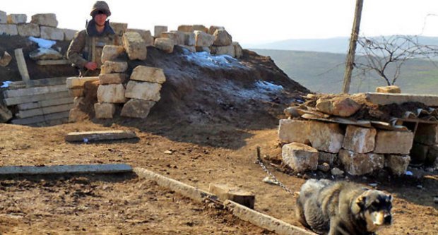 Əsgər QITLIĞI yarandı: Tələbələr də hərbi xidmətə aparılacaq - ERMƏNİSTANDA XAOS
