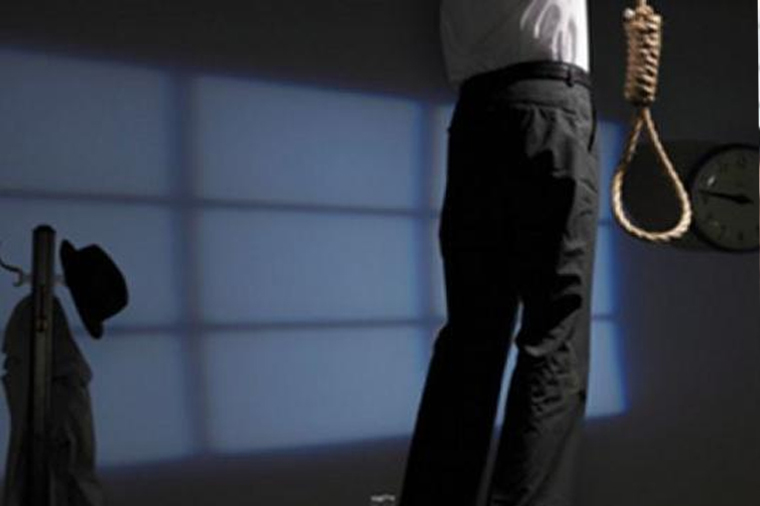 Bakıda intihar hadisəsi — Özünə qəsd edən şəxsin meyiti evində tapıldı