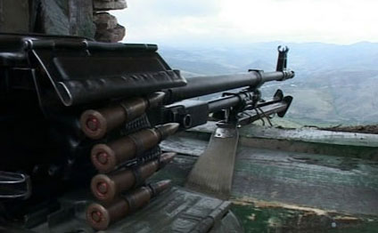 Cəbhədə GƏRGİNLİK - Düşmən iriçaplı pulemyotlardan mövqelərimizi atəşə tutdu