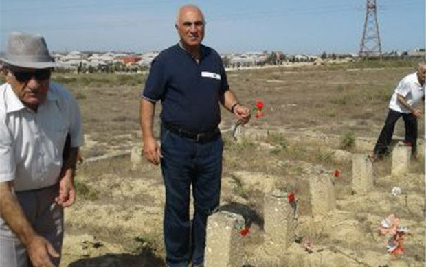 “26-lar”ın məzarını ziyarət edən kimlərdir? - FOTO