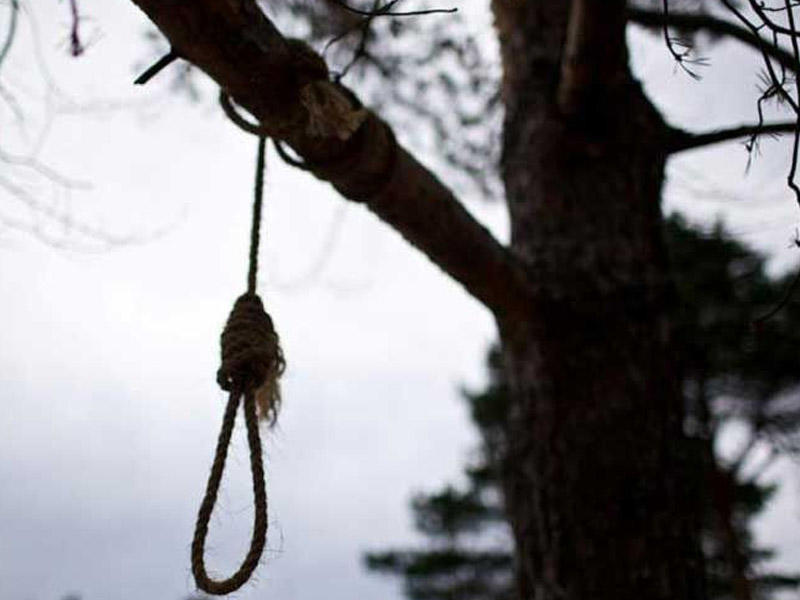 İki uşaq atası özünü öldürmək istədi, atası xilas etdi