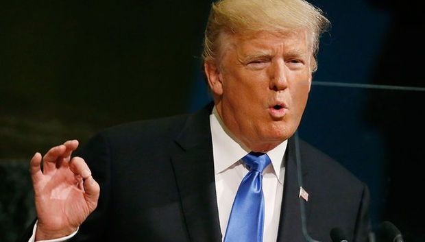 Tramp miqrasiya ilə bağlı yeni fərman imzaladı