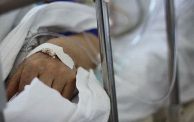 Maşın piyadanı vurub