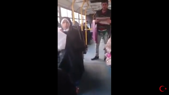 Gənc xanımdan kürd oğlana tərs sillə: Bura AZƏRBAYCANDIR - VİDEO