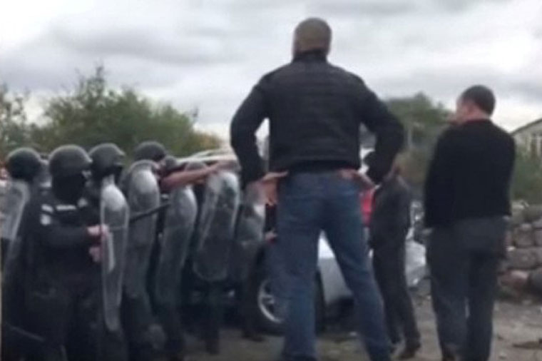 Cavaxkedə gərginlik artır — Polis erməniləri döydü + FOTO, VİDEO