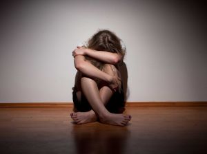 Bakıda xəstəxanada müalicə olunan 16 yaşlı qız itkin düşüb