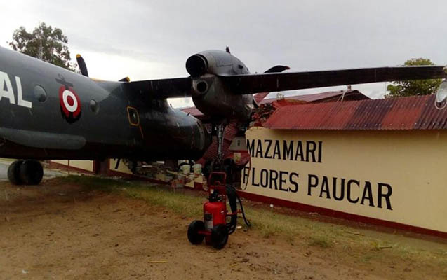 Təyyarə polis məntəqəsinə çırpılıb - Video