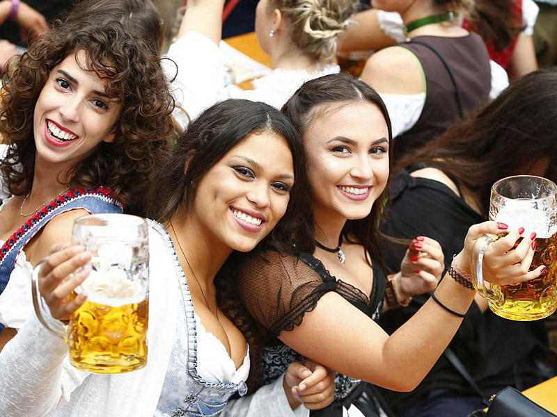 Dünyanın məşhur pivə bayramı bitdi - FOTO