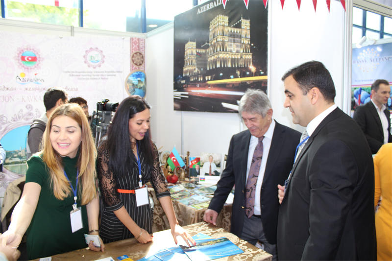 Azərbaycan Daşkənddə beynəlxalq turizm yarmarkasında iştirak edib