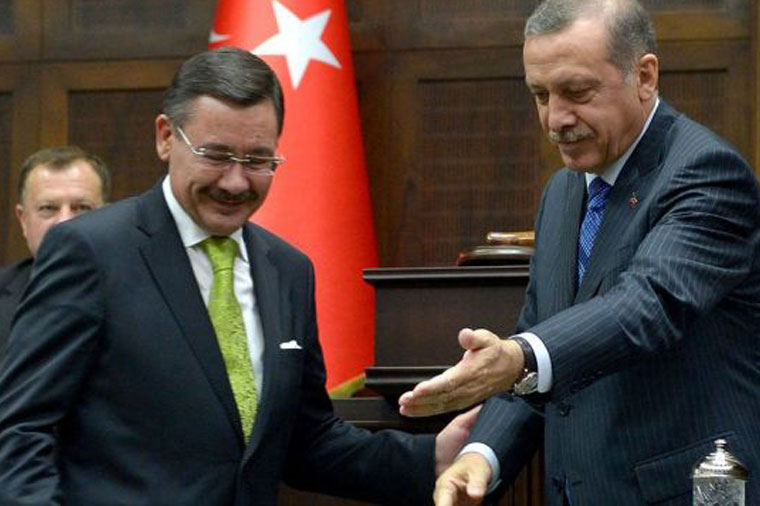 Ərdoğanın daha bir yaxın adamı istefa verir? — Türkiyə şokda