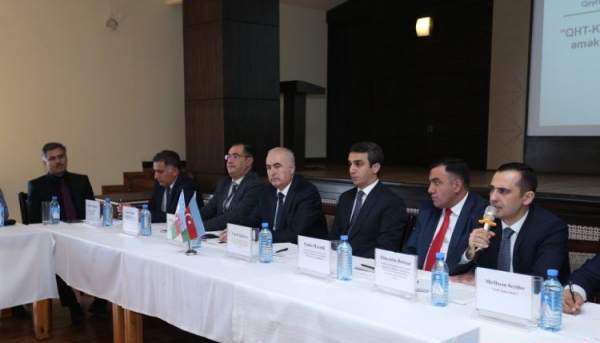 “QHT-KİV münasibətləri: yeni tələblər və əməkdaşlıq modelləri” mövzusunda konfrans keçirilib - Çıxışlar