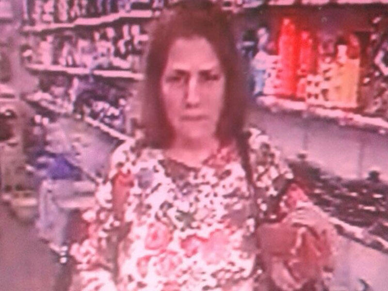 Bakıda kamera görüntüsü qadını biabır etdi - VİDEO