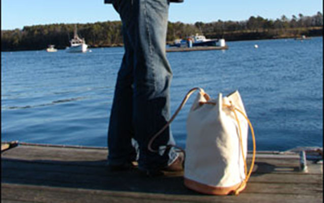 300 manat oğurlayan metroda həbs olundu