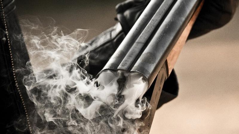 AMANSIZ QƏTL: Əvvəl arvadını, sonra qayınanasını və qayınatasını GÜLLƏLƏDİ