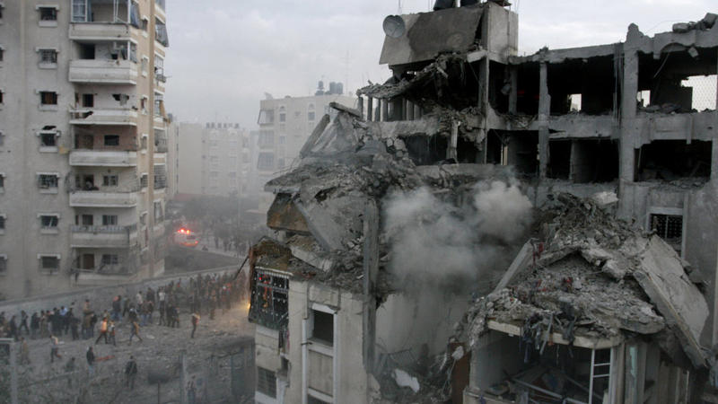 İsrail tankları Qəzzaya hücum etdi