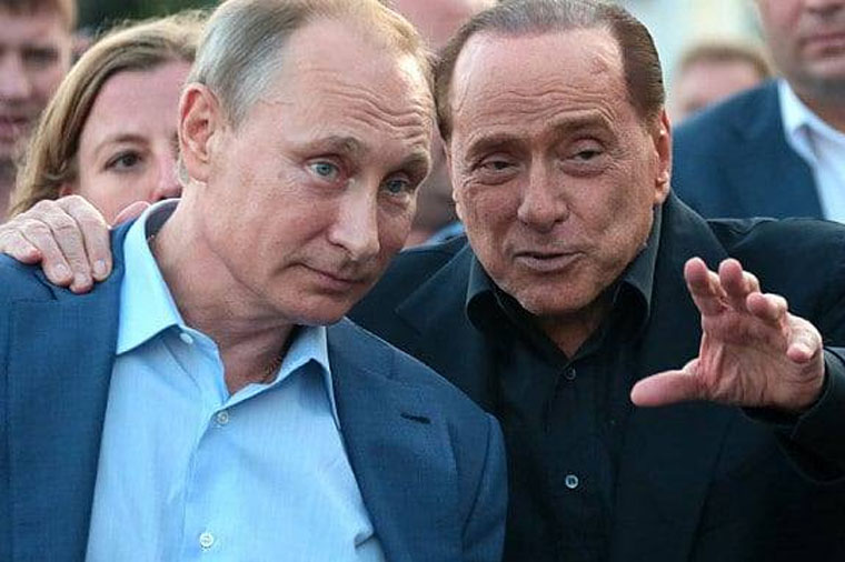 Berluskoni Putinə ad günündə nə hədiyyə etdi? — FOTO