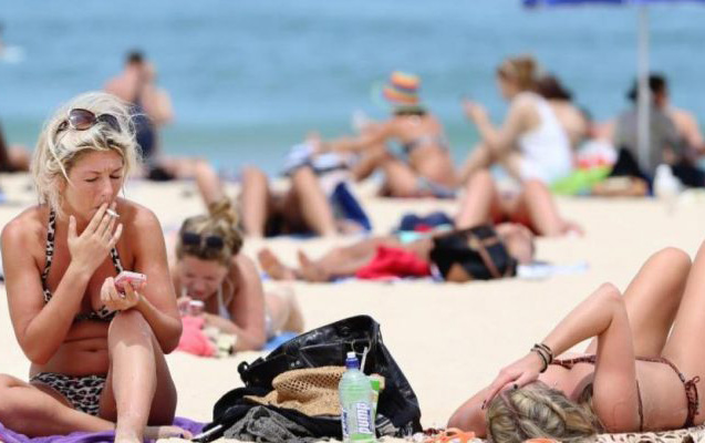 Tailandda çimərlikdə siqaret qadağan edilir