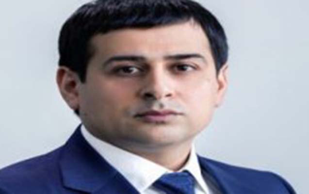 Bakıya çemodanlarla pul daşıyan Axundovun işini yoxlamağa başladılar