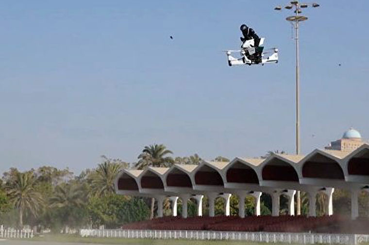 Polis cinayətkarları uçan motosikletlərlə təqib edəcək — Dubayda + VİDEO