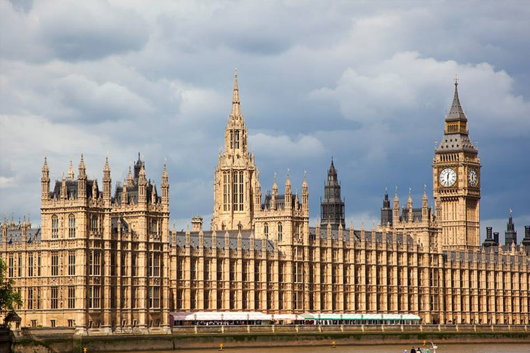 Böyük Britaniyadan yeni ittiham — İran parlamentə haker hücumu edib