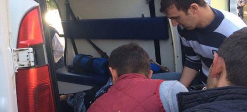 Bakıda ağır qəza: taksidəki qadın zərbədən yola düşdü - FOTO