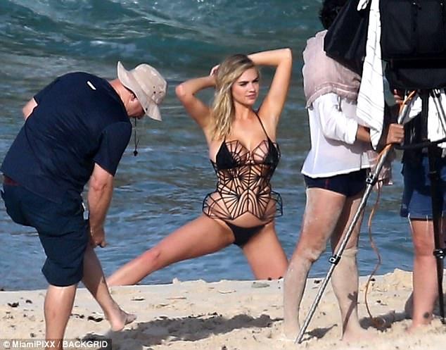 Seksual modeldən yeni fotosessiya