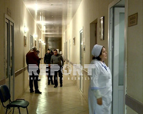 Bakıda orta yaşlı kişi yaşadığı evdə qohumları tərəfindən döyülüb