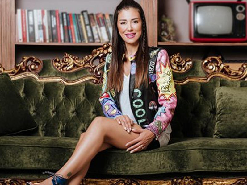 Müğənninin ərini gözünün qabağında döydülər - FOTO