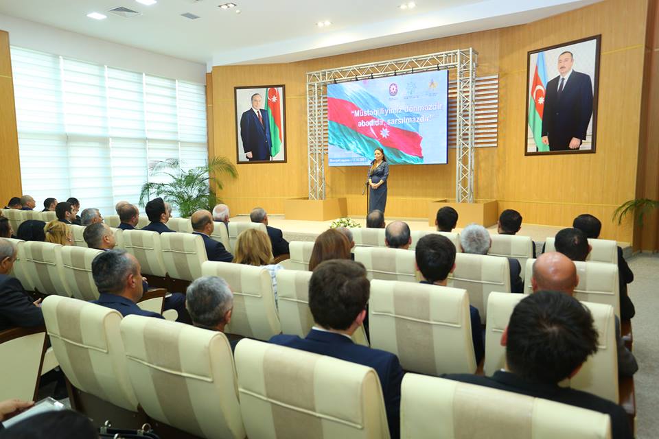 Binəqədi rayonunda “Müstəqilliyimiz dönməzdir, əbədidir, sarsılmazdır!”adlı tədbiri keçirildi.