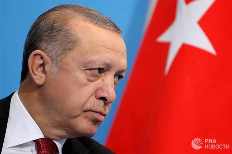 Türkiyə prezidenti müstəqillik günümüzü Azərbaycan dilində təbrik etdi — FOTO