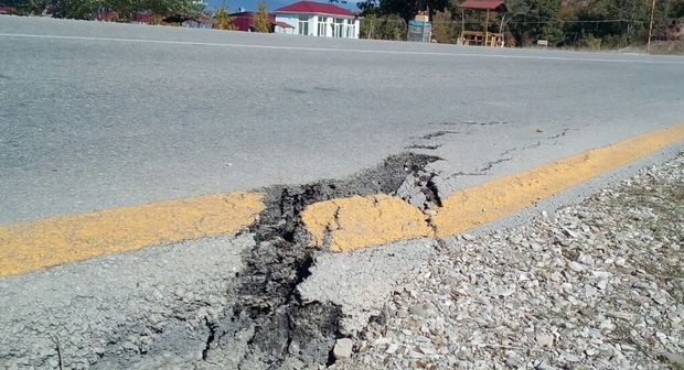 Ağsu aşırımında təhlükəli vəziyyət – FOTO