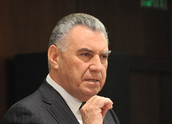 Əli Həsənov: Biz öz gücümüzə arxalanmalıyıq