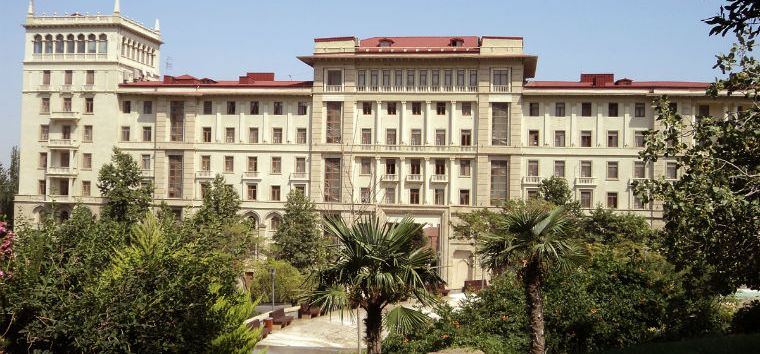 Bu məhkumlarla bağlı qaydalar təsdiqləndi — İctimai iş harda ola bilər?