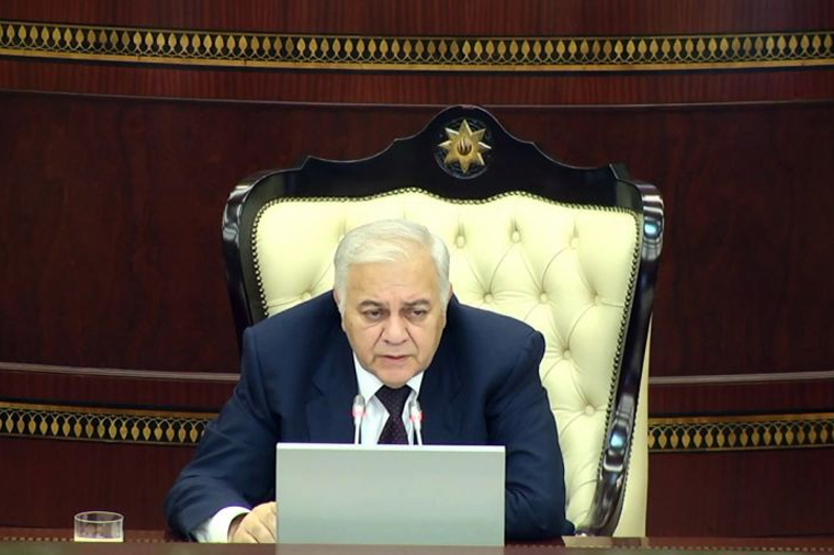 Oqtay Əsədov: Azərbaycanın Avropa Şurasında qalıb-qalmayacağı müzakirə ediləcək