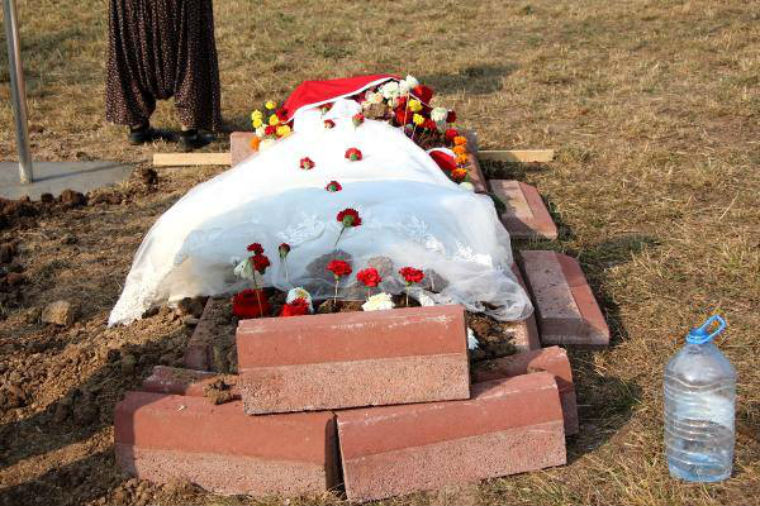 Türkiyəli şəhidin son vəsiyyəti — Yoldaşımın gəlinliyini məzarıma sərin - FOTOLAR